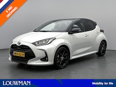 Toyota Yaris - 1.5 Hybrid Executive Limited | Bi-Tone | Blindspot | Sportstoelen | Navigatie | Stoelverwa