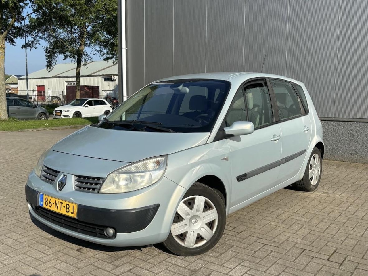 Renault Scénic - 2.0-16V Dynamique Comfort 2.0-16V Dynamique Comfort - AutoWereld.nl