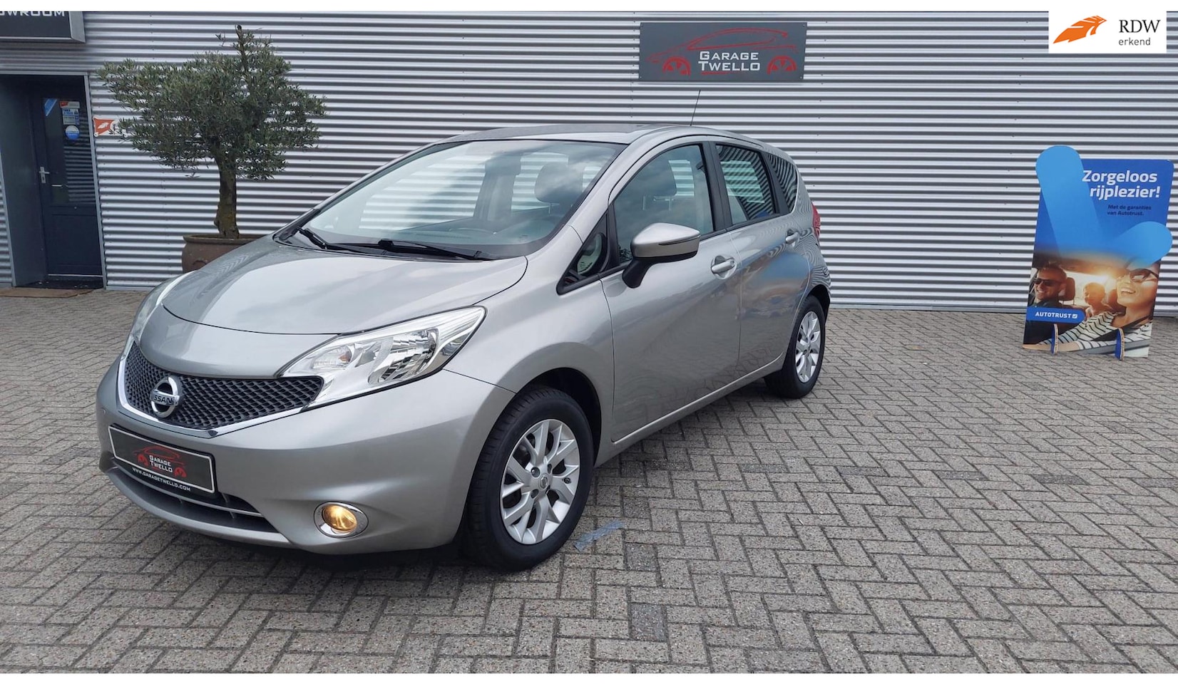 Nissan Note - 1.2 Connect Edition navigatie ,airco, cruise control, - AutoWereld.nl