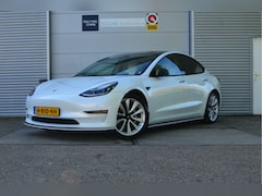 Tesla Model 3 - Performance AWD 75 kWh Bodykit, AutoPilot, Trekhaak (500kg)