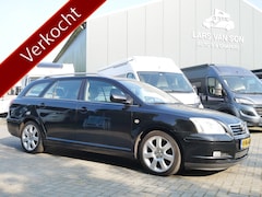 Toyota Avensis Wagon - 2.4 VVTi Executive, Trekhaak, Automaat