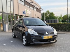 Renault Clio - 1.4-16V Expression (bj 2006) AIRCO|3DRS|INRUILKOOPJE