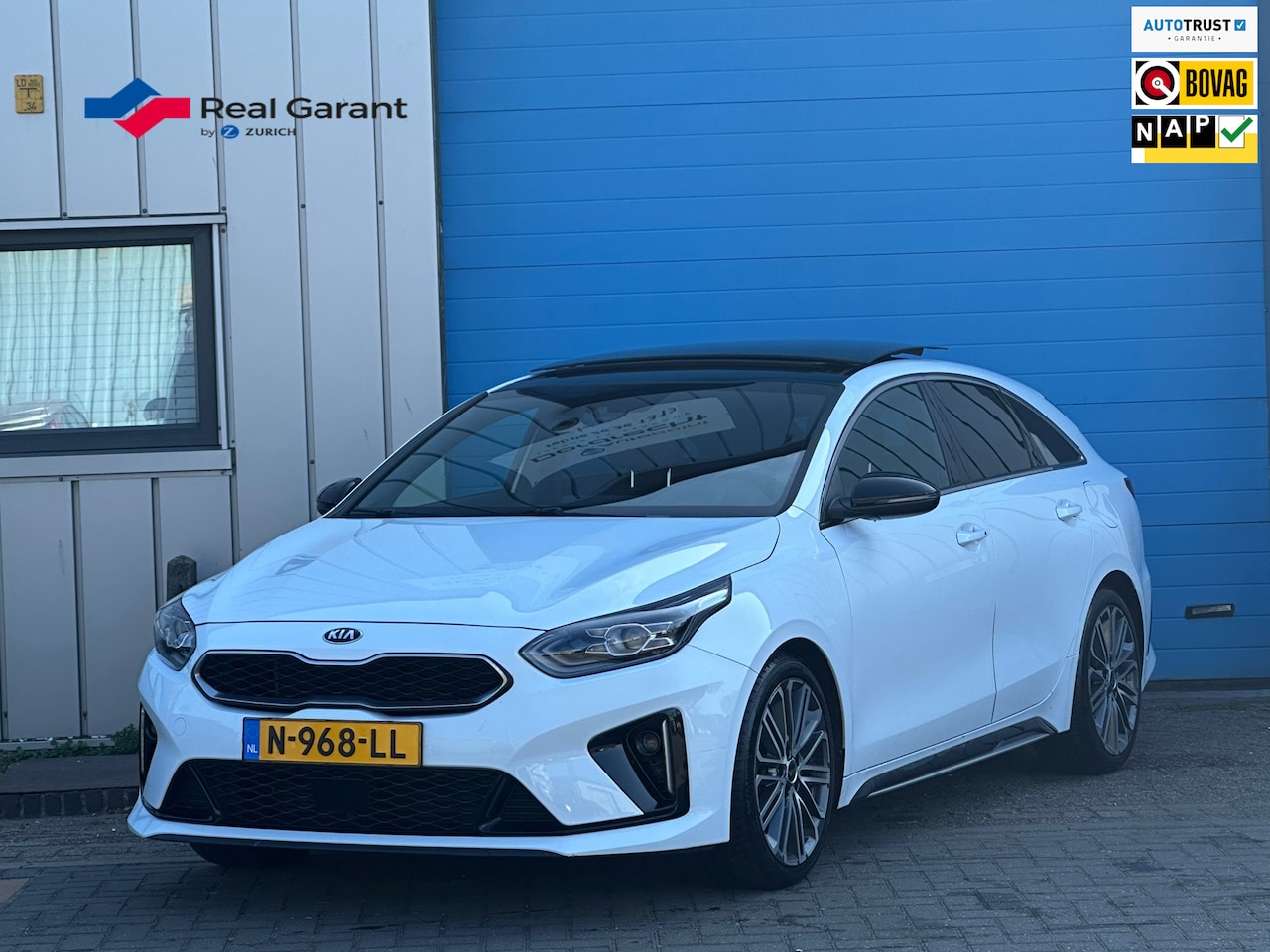 Kia Pro cee'd - 1.5 T-GDI GT-PlusLine PANO JBL LEER EERSTE EIG DEALER OND - AutoWereld.nl