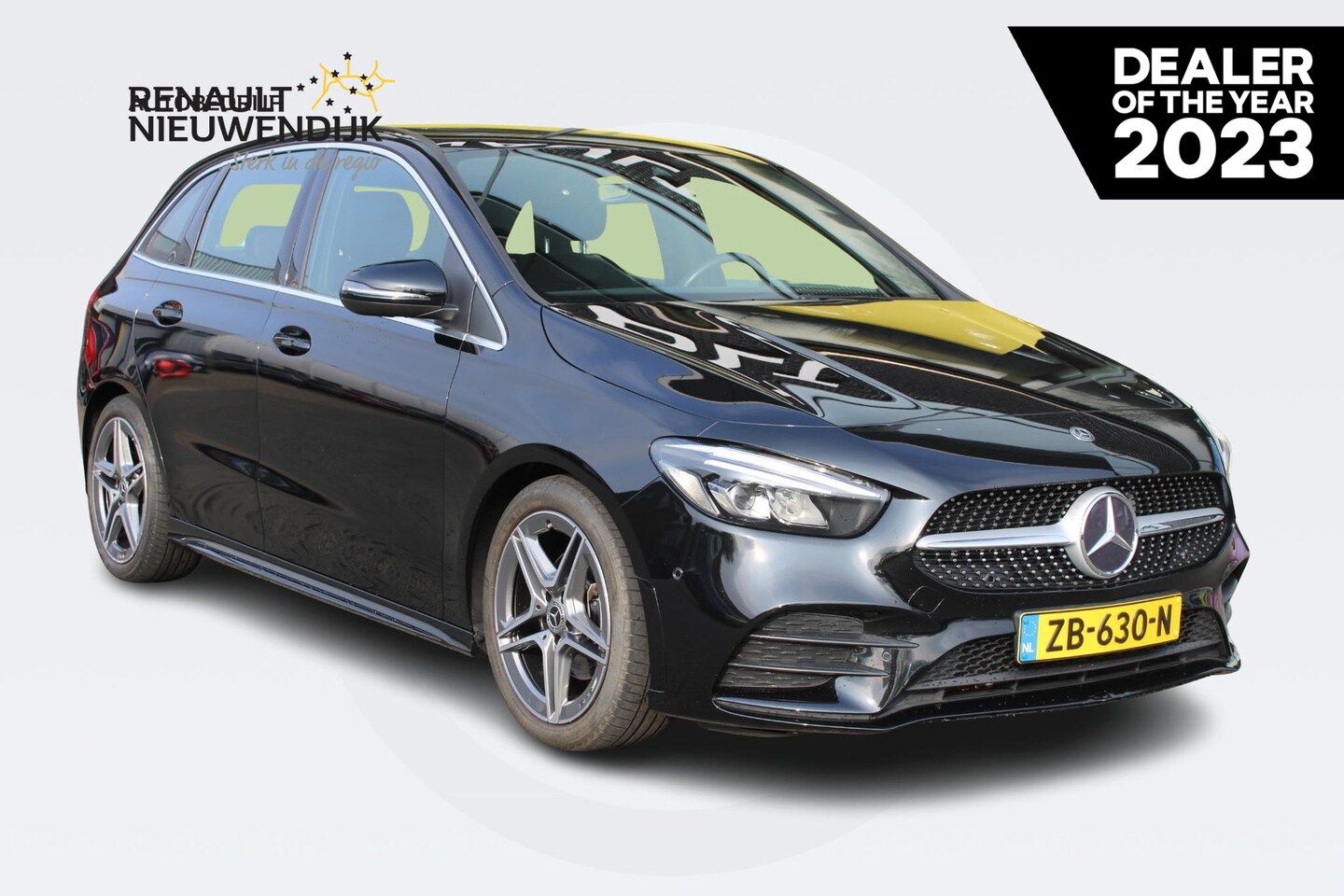 Mercedes-Benz B-klasse - 180 AMG Business Solution AUTOMAAT / 18 INCH AMG VELGEN / NAVIGATIE FULL MAP / STOELVERWAR - AutoWereld.nl