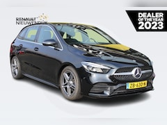 Mercedes-Benz B-klasse - 180 AMG Business Solution AUTOMAAT / 18 INCH AMG VELGEN / NAVIGATIE FULL MAP / STOELVERWAR