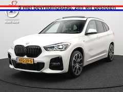 BMW X1 - xDrive25e Plug in Hybrid M Sport Shadow PHEV | Panodak | Camera | Sportstoelen Verwarmd |