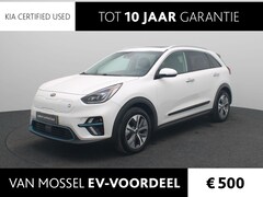 Kia e-Niro - ExecutiveLine 64 kWh | SOH 100% | Warmtepomp | Stuur/Stoelverwarming | JBL | Camera