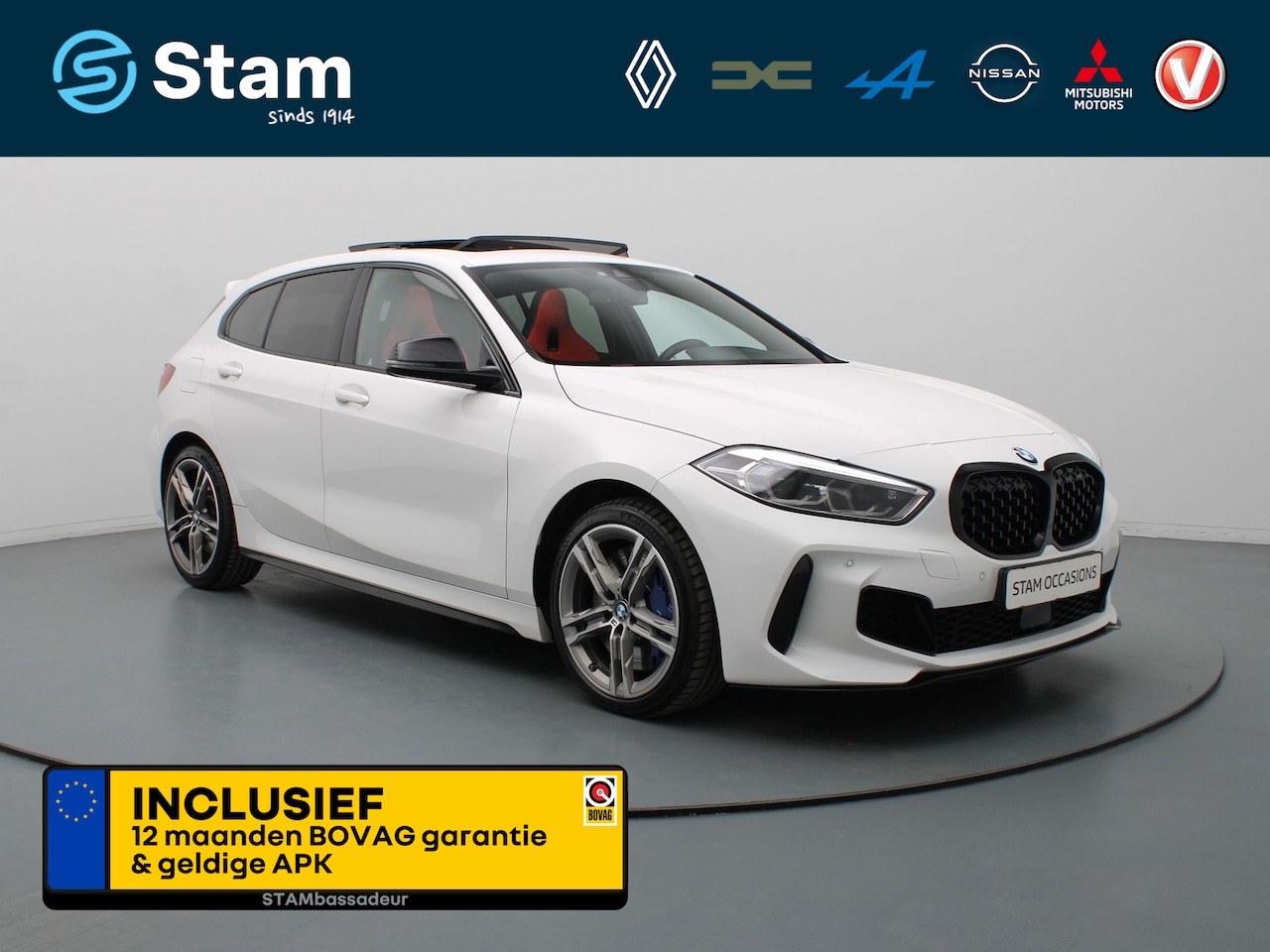 BMW 1-serie - M135i 306pk xDrive High Executive Harman Kardon | Head-Up | Parkeersens. v+a | Stoel-/stuu - AutoWereld.nl
