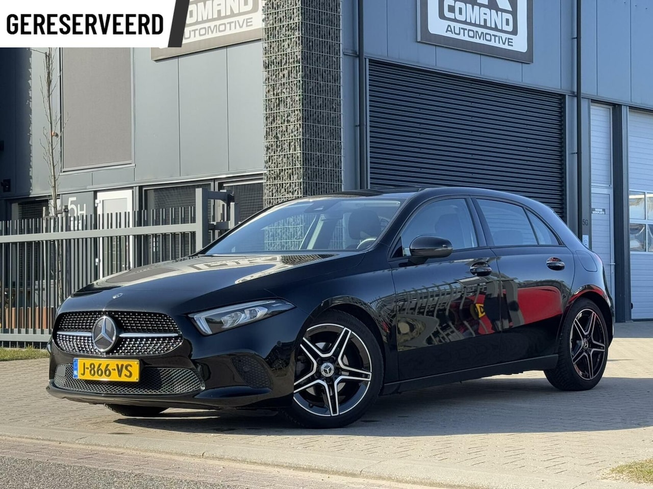 Mercedes-Benz A-klasse - 180 | AMG 18" | Widescreen | Camera | AUT | Night | Stuurverwarming - AutoWereld.nl