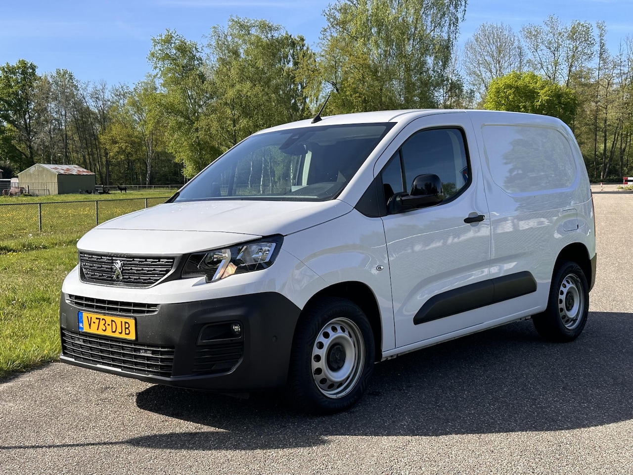 Peugeot Partner - 1.5 BlueHDi 130 EAT8 S&S L1 Automaat | - AutoWereld.nl