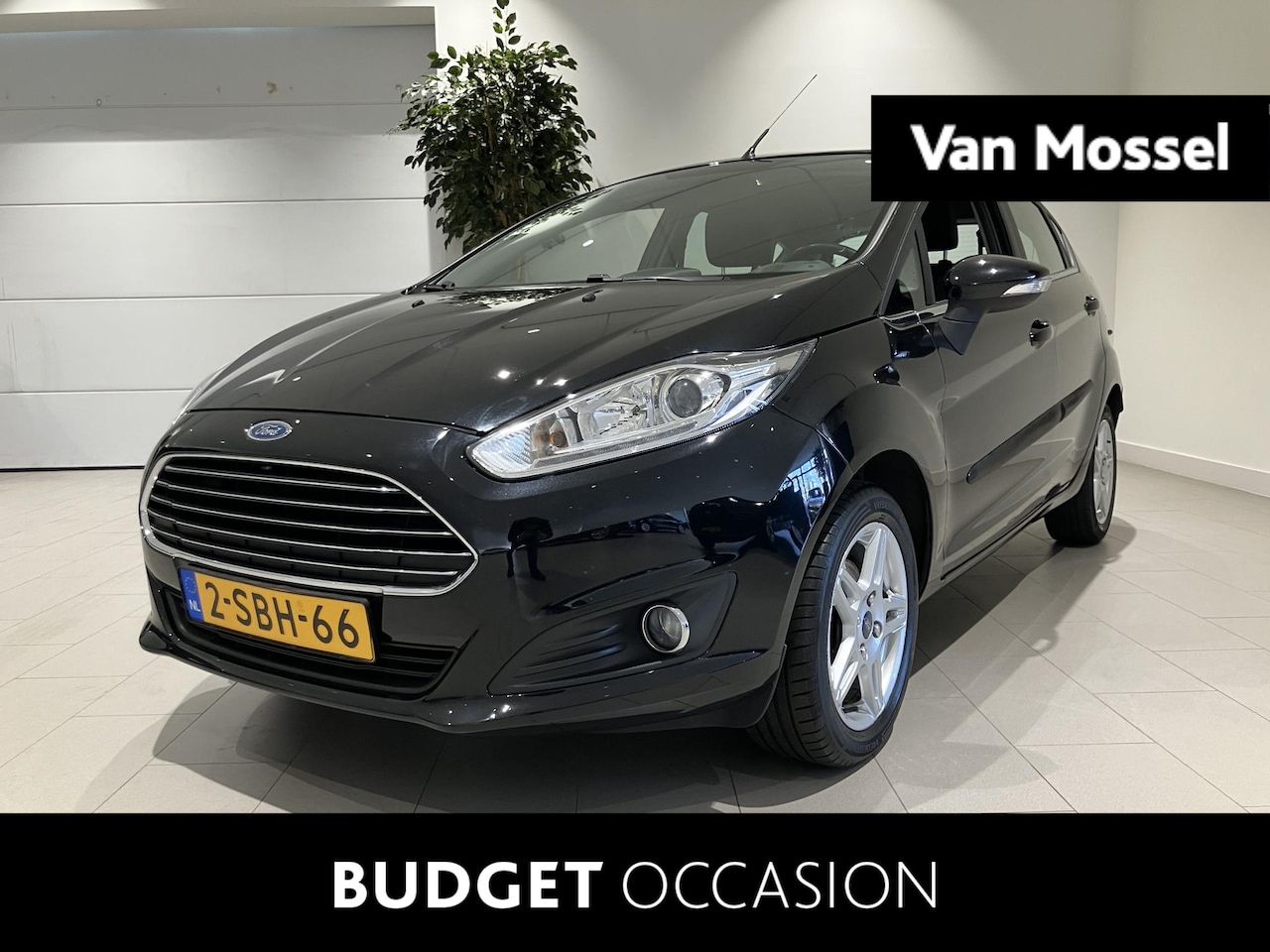 Ford Fiesta - 1.0 Titanium 80 PK | Bluetooth | Navigatie | Airco | AUX | Telefoonvoorbereiding | Radio | - AutoWereld.nl