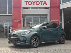 Toyota Yaris - 1.5 Hybrid Dynamic COMFORT PACK BLINDSPOTSENS STOELVERW DRAADLOOS OPLADEN ANDROID/APPLE PA