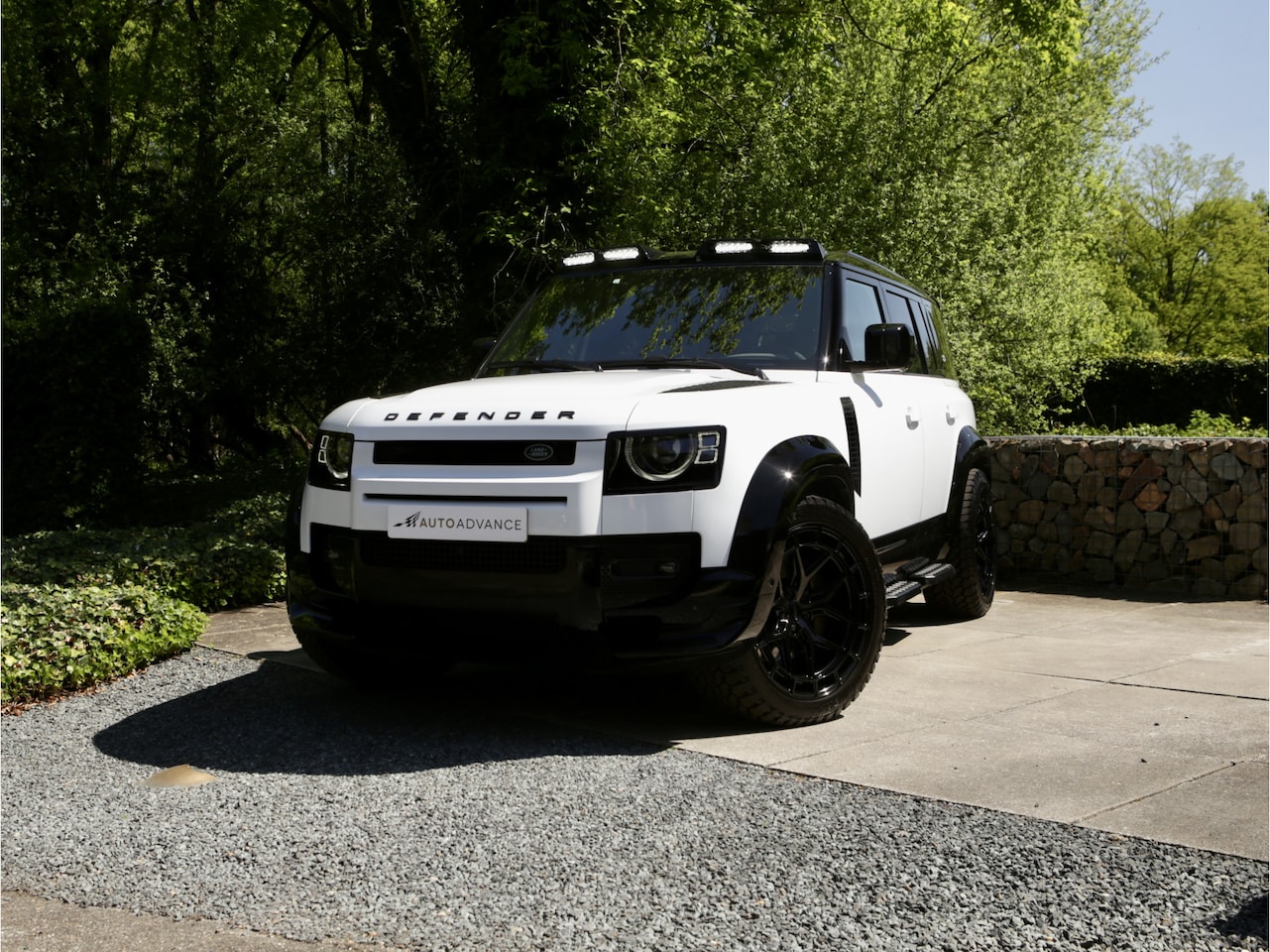 Land Rover Defender 110 - 3.0 D350 110 SE Urban X-dynamic - AutoWereld.nl