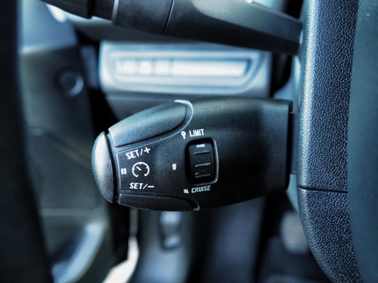 Peugeot 208 - Access 1.0 VTi AIRCO CRUISE NL AUTO.