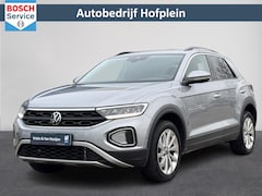 Volkswagen T-Roc - 1.5 TSI Life | Automaat | ACC | Carplay | Parkeersensor voor/achter | LM velgen | ( Vestig