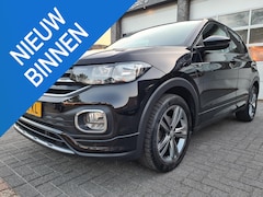Volkswagen T-Cross - 1.0 TSI life R-line navi