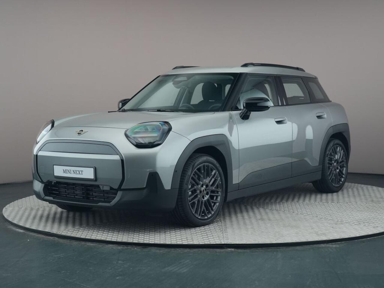 MINI Aceman - E Essential XS 42.5 kWh - AutoWereld.nl