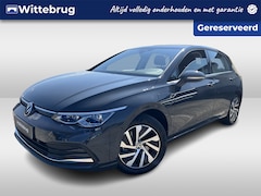 Volkswagen Golf - 1.4 eHybrid Style DSG Automaat Navigatie / app-connect /Keyless / Parkeersensoren / Camera