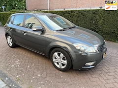 Kia Cee'd - 1.4 CVVT X-ecutive