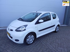 Toyota Aygo - 1.0-12V Comfort Apk 9-4-2026 Mooie Nette Auto