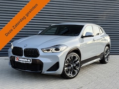 BMW X2 - sDrive20i M-Sport Mesh Edition Brooklyn Grijs AS ZATERDAG GESLOTEN