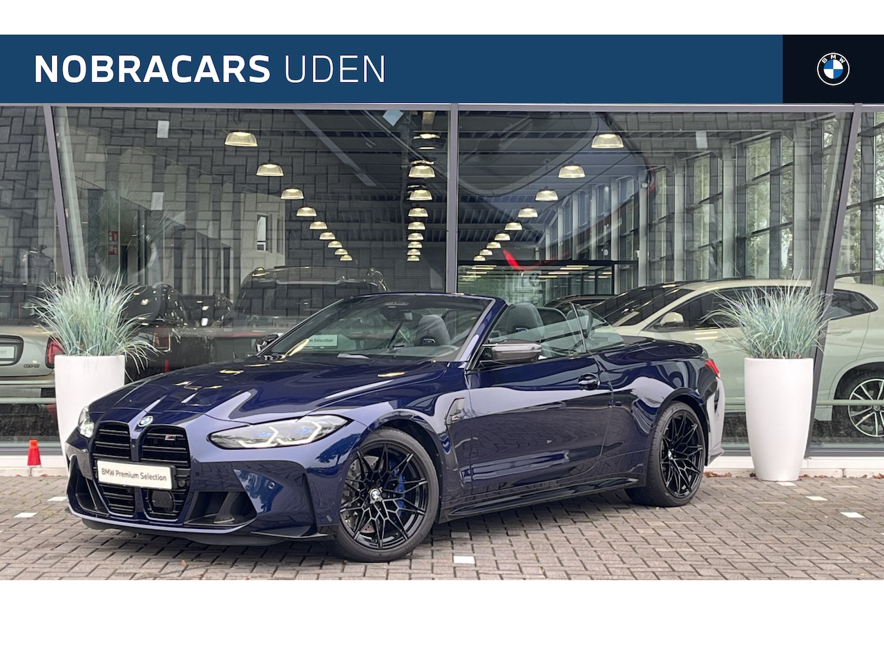 BMW M4 - 4 Serie xDrive Competition / M Drive Professional / Laserlight / M Sportstoelen / Parking - AutoWereld.nl