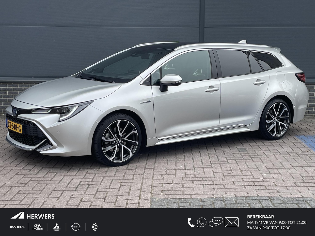 Toyota Corolla Touring Sports - 2.0 Hybrid Premium / Elektrische Glazen Panorama-Dak / Voorstoelen Verwarmd / Achterbank V - AutoWereld.nl