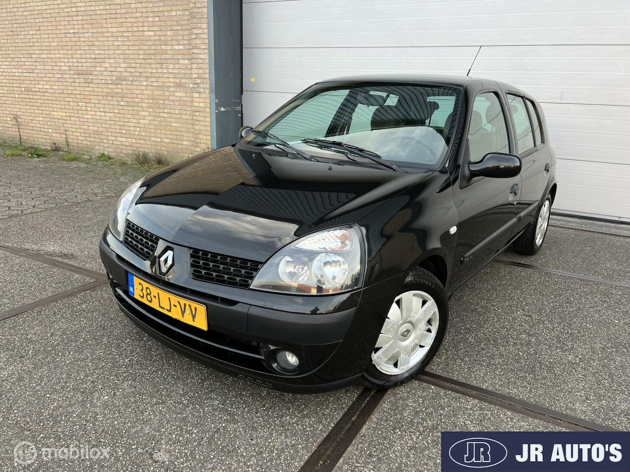 Renault Clio - 1.4-16V Privilège 1.4-16V Privilège - AutoWereld.nl