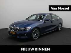 BMW 3-serie - 320i High Executive | Climate Control | Lederen Bekleding | Parkeersensoren | Lichtmetalen