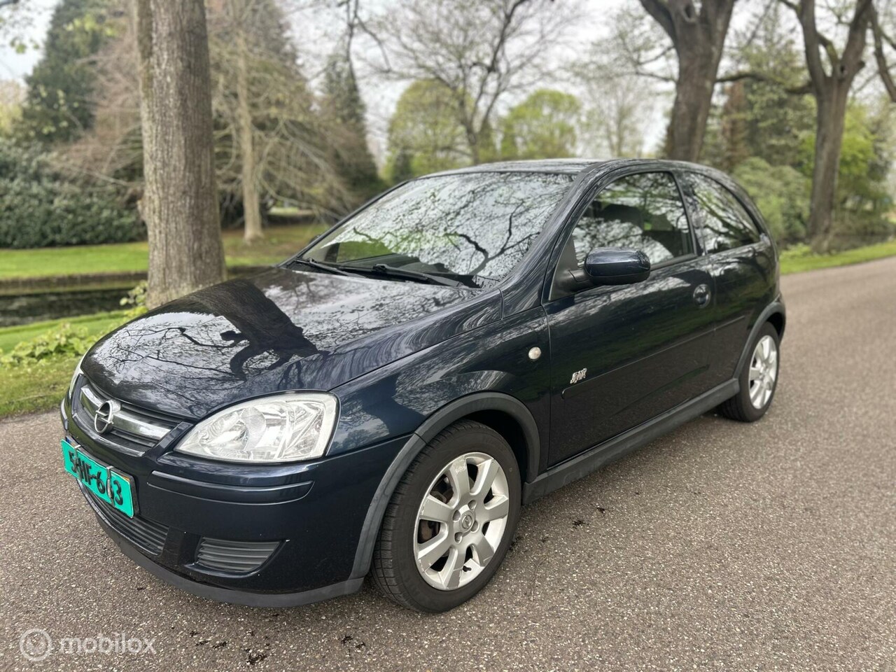 Opel Corsa - 1.4-16V Sport /SPLINTERNIEUWE APK/ - AutoWereld.nl
