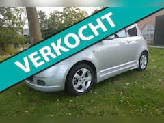 Suzuki Swift - 1.5 Exclusive*airco*keyless entry/go*apk