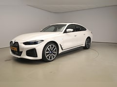 BMW i4 - Gran Coupe eDrive40 | M-Sportpakket | Laserlicht | Leder | HUD | Schuifdak | Trekhaak | DA