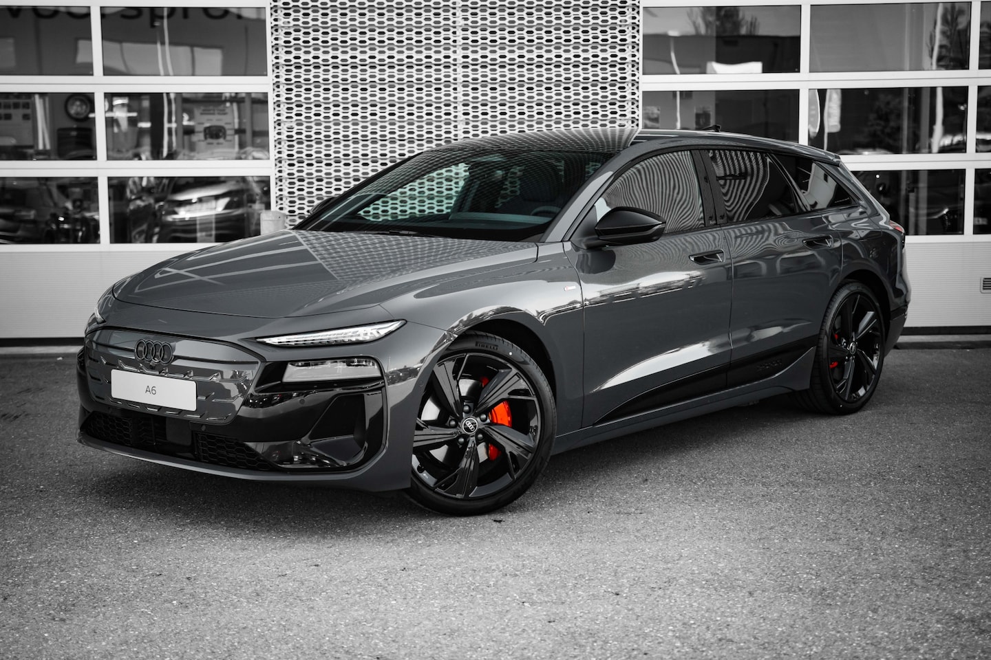 Audi A6 Avant e-tron - S edition performance 100 kWh | Panoramadak | Trekhaak - AutoWereld.nl