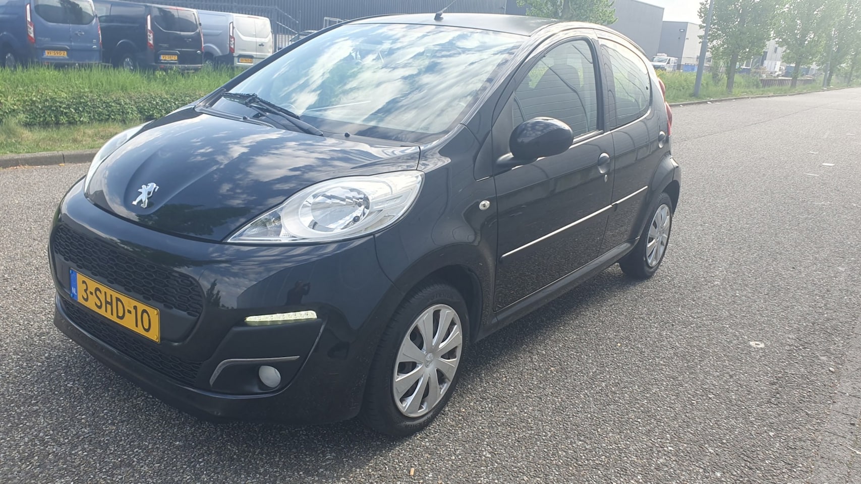 Peugeot 107 - 1.0 Active 1.0 Active - AutoWereld.nl
