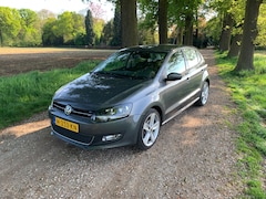 Volkswagen Polo - 1.4-16V Highline