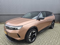 Opel Grandland - 73kWh 213pk GS | Full Option | Panorama Dak | Focal Premium Audio | Advanced Head Up Displ