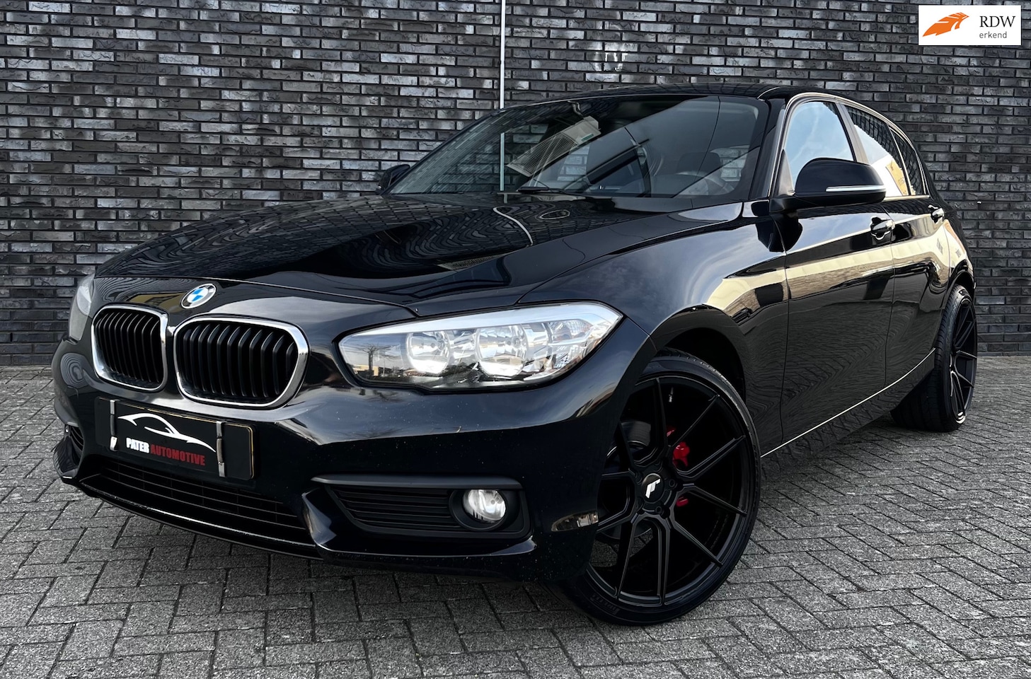 BMW 1-serie - 116i M Sport Edition M Interieur|Cruise Control|Stoelverwarming|19''|Navigatie - AutoWereld.nl