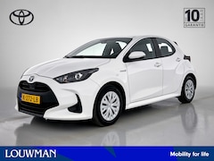 Toyota Yaris - 1.5 Hybrid Comfort | Dealer onderhouden | BTW'er | Airco | Radar Cruise Control |
