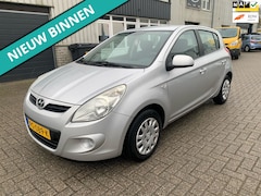 Hyundai i20 - 1.2i i-Drive LET OP : KOPPELING MATIG