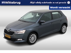 Skoda Fabia - 1.0 TSI Ambition / Airco / Navigatie / Parkeersensoren achter /