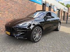 Porsche Macan - 3.6 Turbo|Performance Package| Sport Chrono| Panoramadak