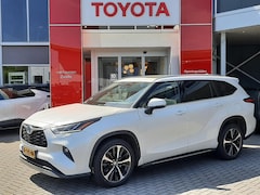 Toyota Highlander - 2.5 AWD HYBRID PREMIUM 7-PERSOONS 20"LMV PANODAK 360GR-CAM STUURVERW. LEDER STOELVERW/KOEL