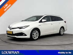Toyota Auris Touring Sports - 1.8 Hybrid Dynamic Go | Camera | Navigatie | LM velgen | Cruise Control | Climate Control
