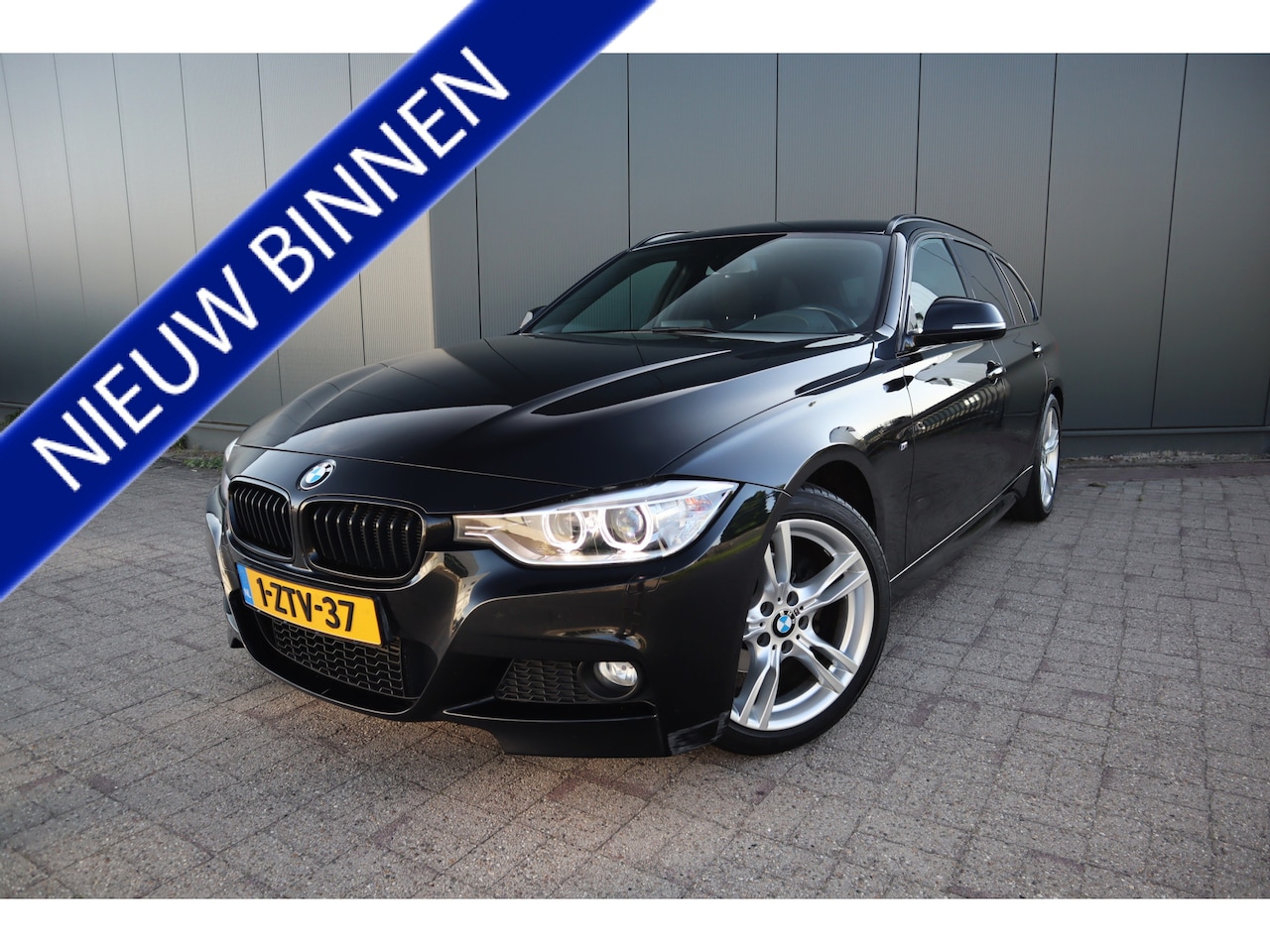 BMW 3-serie Touring - 316i Executive M-Sport M-Sportpakket  Sportstoelen  Navigatie  Electrische achterklep Etc. - AutoWereld.nl