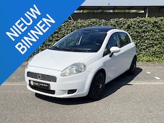 Fiat Grande Punto - 1.4 Active * Pano * 5 deurs * Apk 02-2026