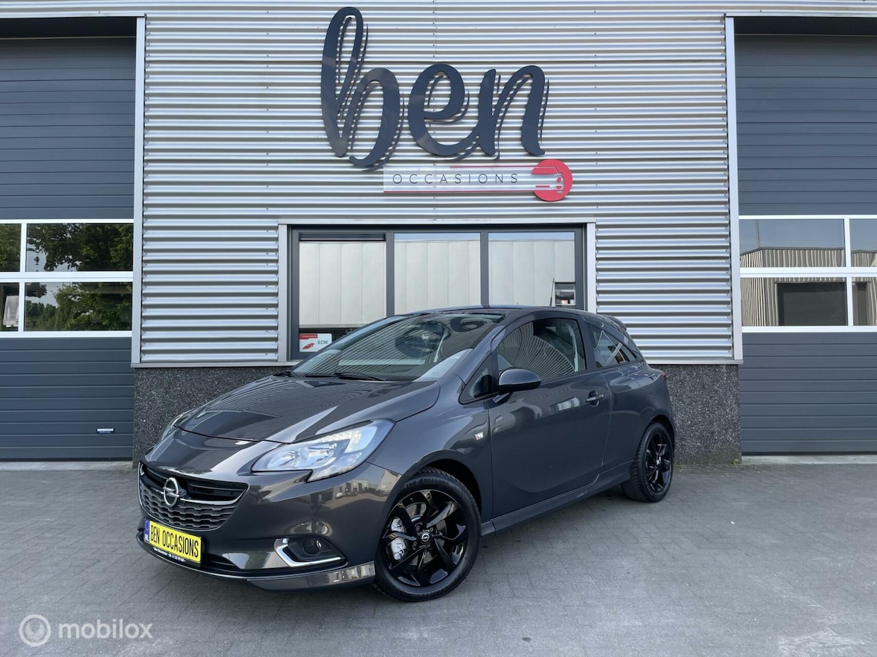Opel Corsa - 1.4 Turbo OPC-Line Color Edition 100PK - AutoWereld.nl