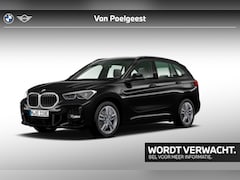 BMW X1 - xDrive25e M-Sport / LED koplampen / Elektrische Achterklep / Stoelverwarming / Stuurverwar