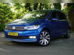 Volkswagen Touran - 1.2 TSI Highline 5deurs | Airco | Elek.pakket | Vol opties | Camera | Trekhaak | PDC | Inr