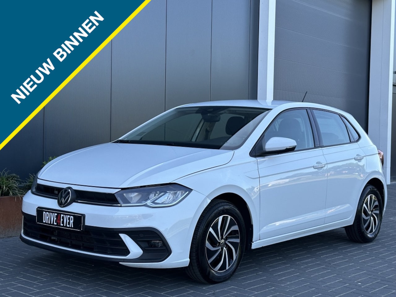 Volkswagen Polo - 1.0 TSI Life DSG NAVI CLIMATE PDC SPORTVELGEN ELEK PAKKET - AutoWereld.nl