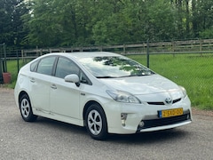 Toyota Prius - 1.8 Plug-in Aspiration /Navi/Camera/